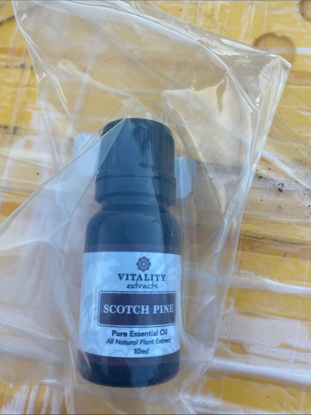 Vitality Extracts Scotch Pine Essential Oil - Dark Green Bottle